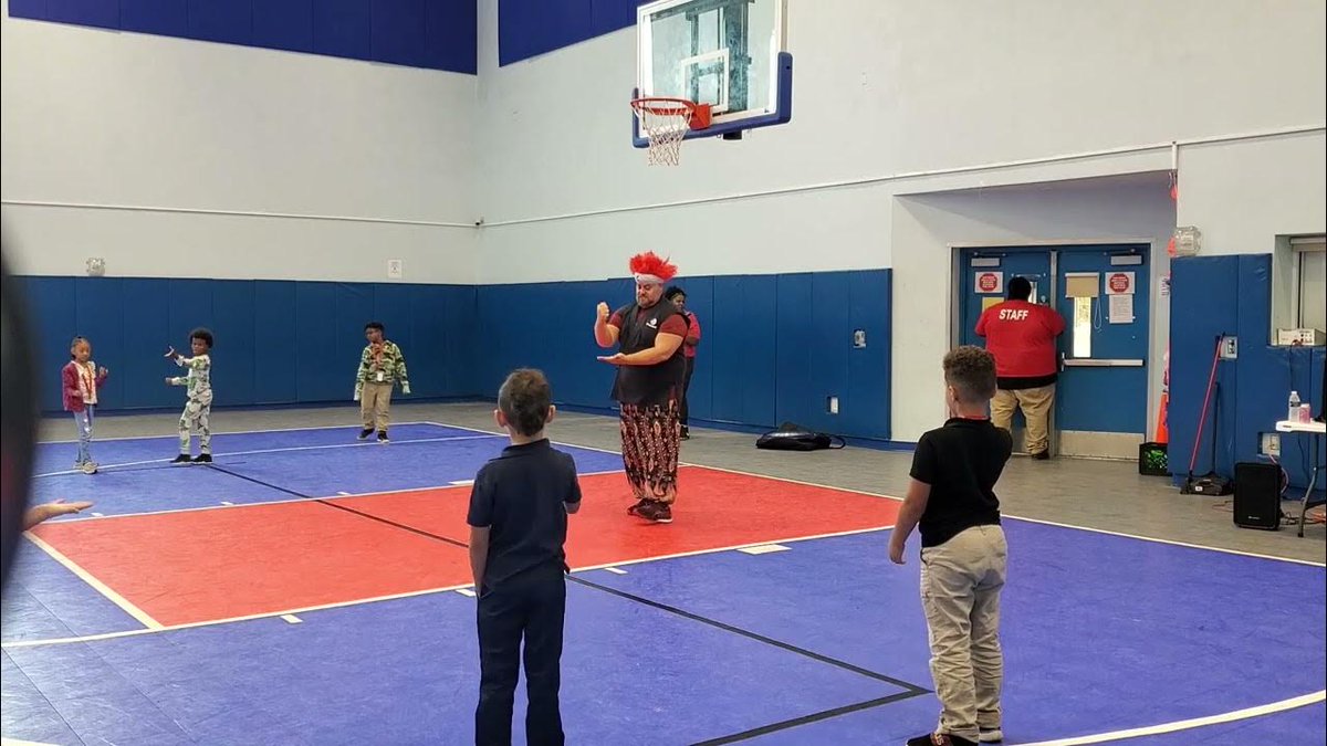 RealRonShuali's tweet image. Watch these kids learn self-defense and do a Hammer Fist! &amp;gt;&amp;gt; youtube.com/watch?v=_G3z5u… 

#selfdefenseforkids #martialartsforkids #karateforkids #kidskarate #kidsselfdefense #parenttips #parenting #strongchildren #savethechildren #antibullying