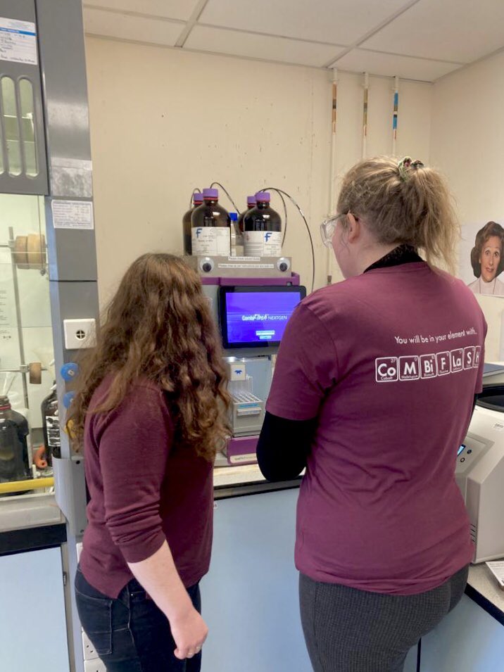katherine_deck's tweet photo. as a loyal fan of the CombiFlash I am obsessed with this new t shirt very kindly gifted by @IscoUk at the #RSC regional organic meeting last week 🤩@NorthumbriaUni @RoySocChem #teledyne https://t.co/V0V7fsxKEl