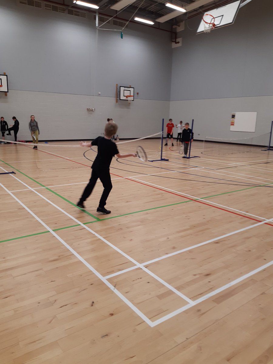 ActivePwick_SAC's tweet photo. Great day @pwkacademy for our P7 transition camp! Great to see kids from @MonktonPS @HeathfieldPS @GlenburnPrimary @KingcasePS coming together for sports ๐ the young people got to try some of the facilities and sports within @PePrestwick department!#ActiveEaster #ActiveEasterSA https://t.co/iAZcajsoPk