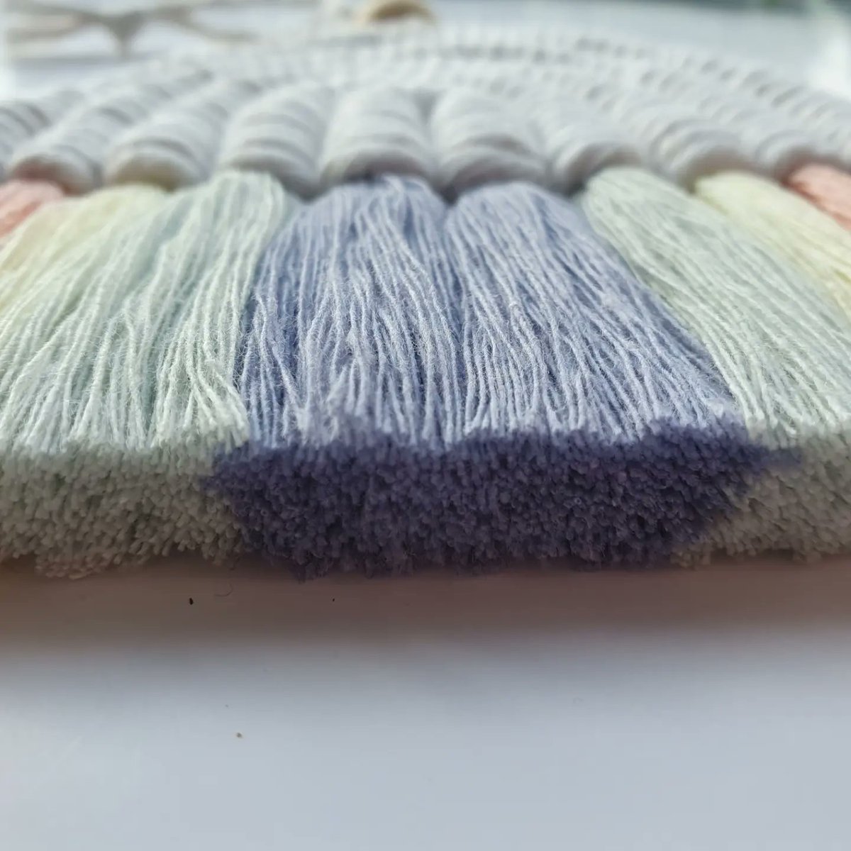 How about this pretty pastel rainbow to brighten up Hump Day 👍🌈 
Oh I do love a rainbow fringe🥰🥰
#macrame #rainbow #MHHSBD #CraftBizParty #pastels