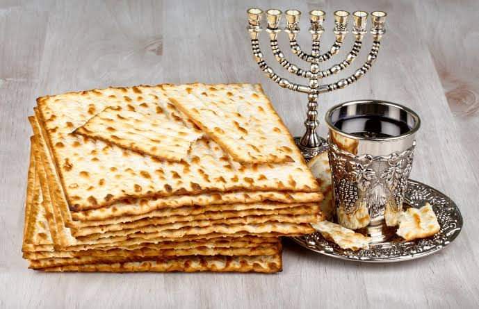 Tüm Yahudi dostlarımın Pesah Bayramı kutlu olsun ... 

#PesahBayramı  🕯
#Pesach2023