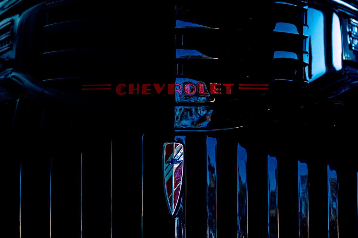 📷 Fine Art Photography Share 📷  

Roll out those automotive detail shots 🚘

▪️ Feel free to include links/price (eth, sol, tez) 
▪️ RT and tag some frens 
▪️ Spread some 💚