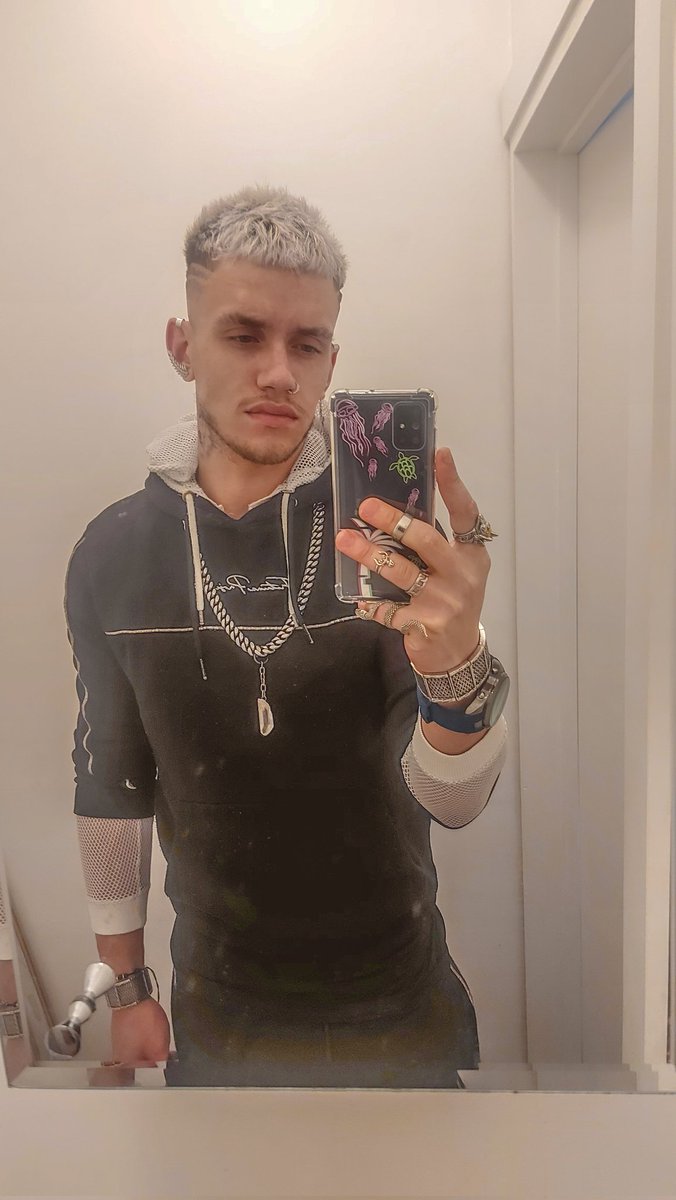 Onyx_Lorenzo's tweet image. #gay #freshfade #gaychav #grungevibe