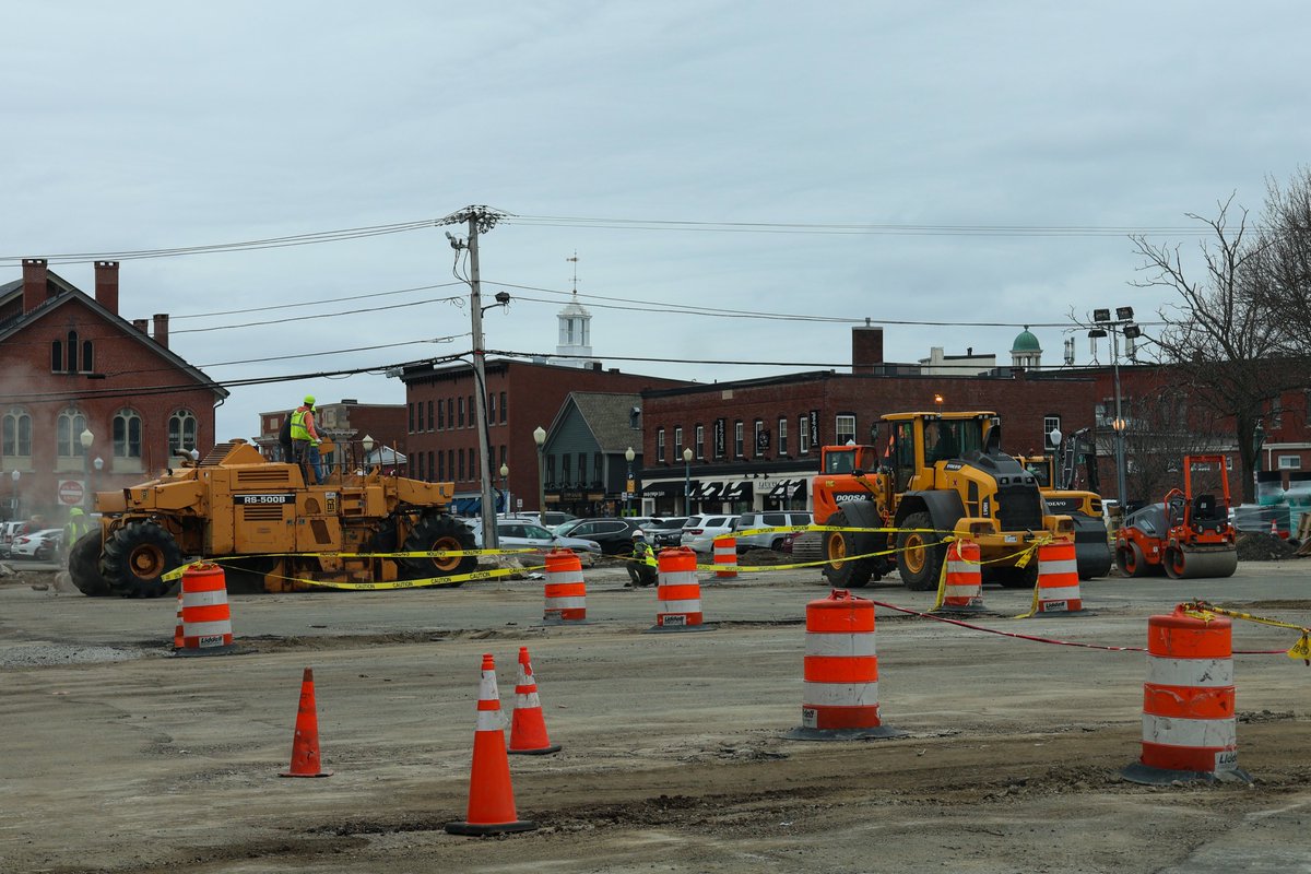 As construction continues on the Downtown Parking Improvement Project, Lot #2 (located at the corner of Park and Bartlet Street, adjacent  to 63 Park Street) will be closed through the month of April.

More information: andoverma.gov/downtownparkin…