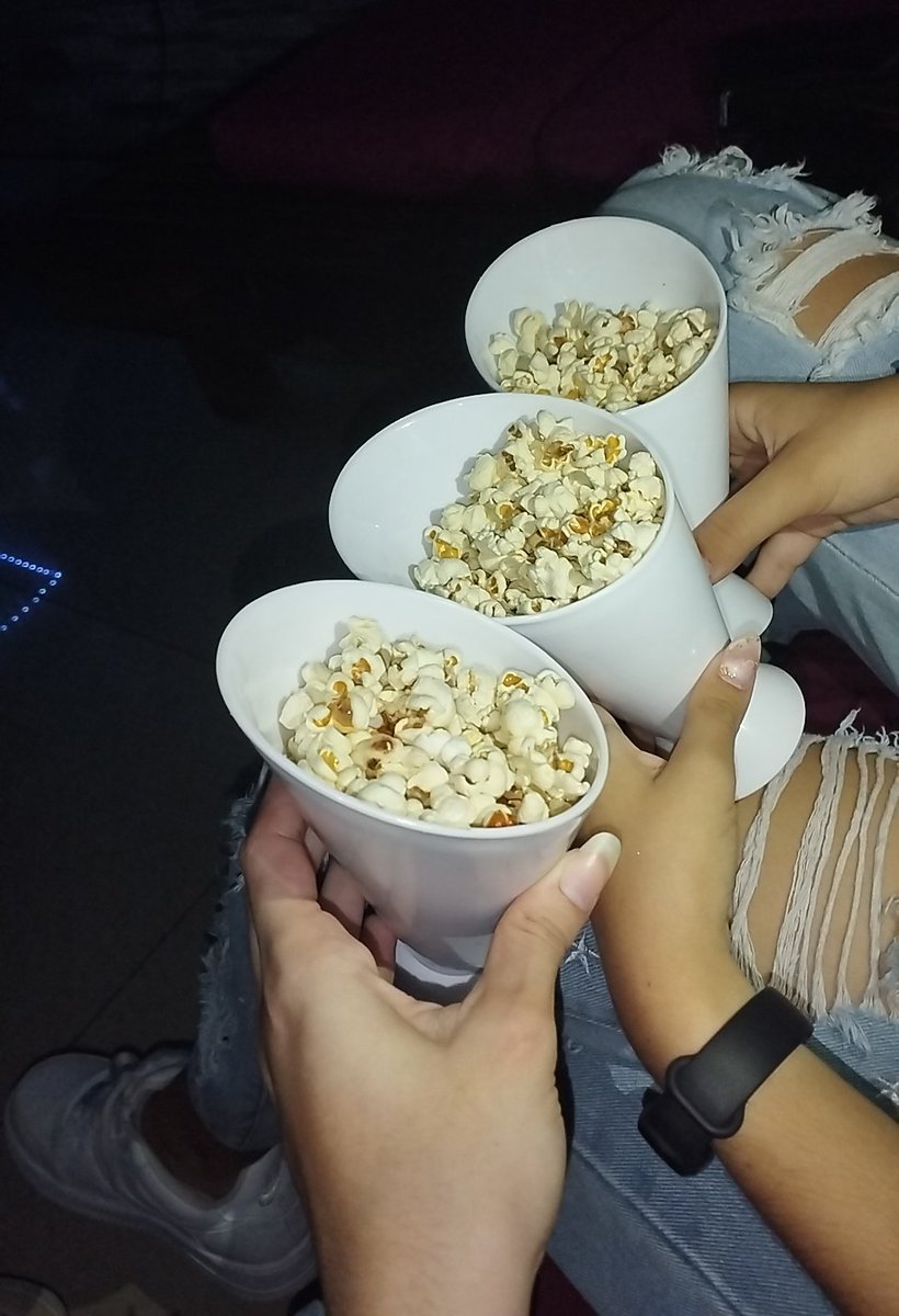 polo__cl's tweet photo. ¿a qué esperas para hacer una noche de pelis con tus amigas? 🍿🎞️ https://t.co/1Kt7pDYthC