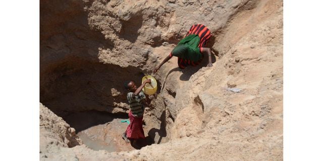 Women, girls bear burden of water crisis in Isiolo
#NationGender
nation.africa/kenya/news/gen…