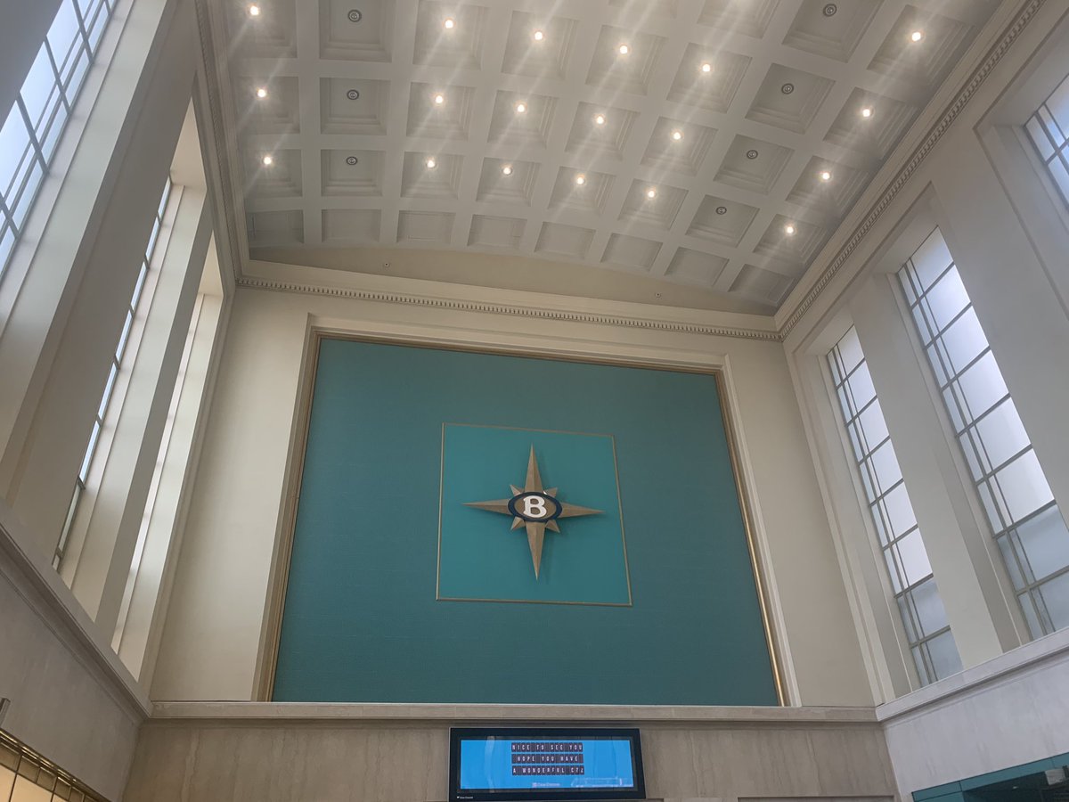 DarthSquig's tweet photo. Obligatory #imonatrain pictures from our train journey today, incl. the most beautiful station in Belgium. 
#noordstation #bruxellesmabelle #trainpics #iceicebaby https://t.co/7pkeAlc0wk