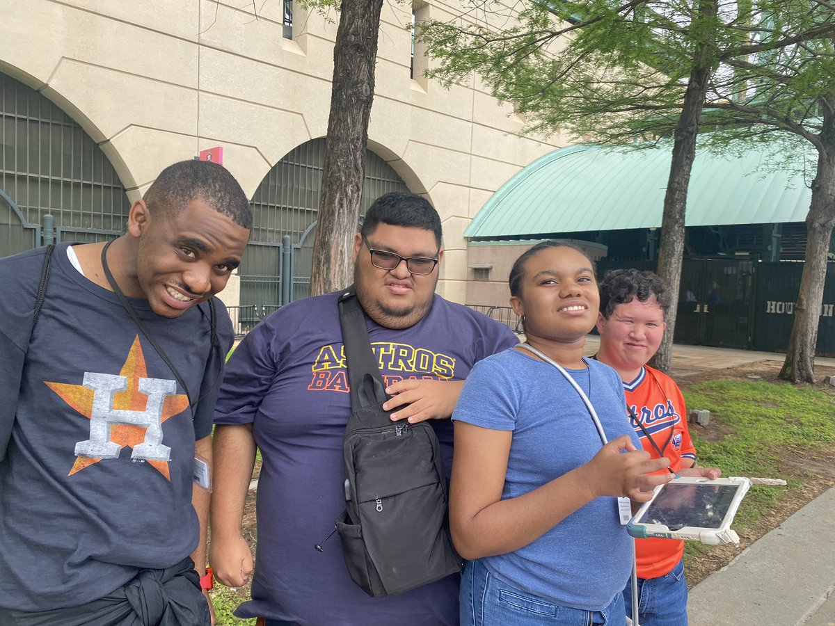 Shari Newman tweet media