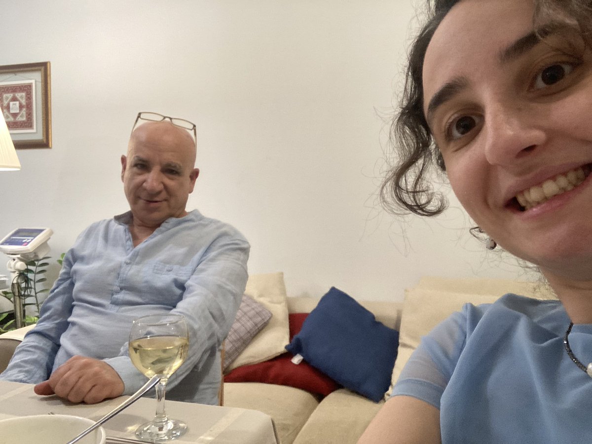 נמושקי מציגה tweet media