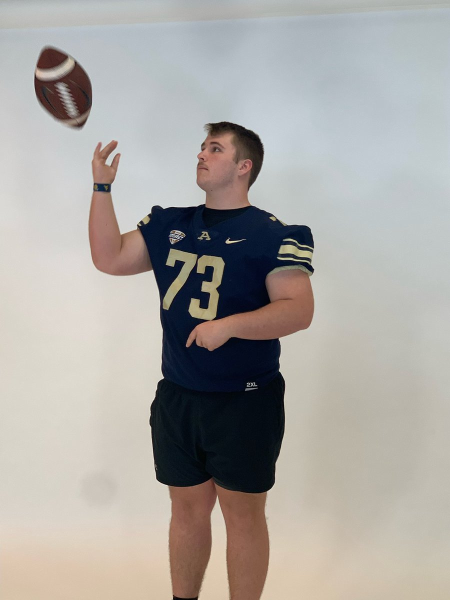 ODuffy75's tweet photo. Had a great time at Akron! Cant wait to be back for camp. @BallCoachJoeMo @TeamsCoachTuck @Coach_J_Rod https://t.co/qE7sXdafHp