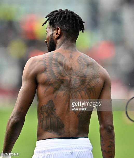 coolestlaskid's tweet photo. @ChampionsLeague ZAMBO ANGUISSA 🇨🇲🇨🇲🫶 https://t.co/E7pLR1YAa1