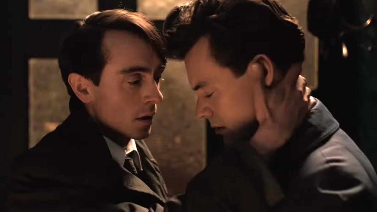 HarryTo100's tweet image. Harry is nominated for TWO #MTVAwards — Best Kiss for My Policeman &amp;amp; Best Villain for Don’t Worry Darling

Dont forget to vote 20 TIMES EACH for both categories on vote.mtv.com especially today since votes are doubled all day today !!!!!

LETS WIN HARRY THESE AWARDS 🥳