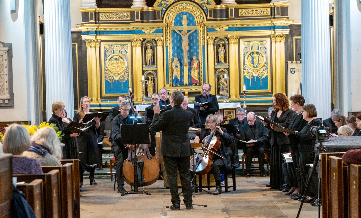PhoenixShrews's tweet photo. Some audience feedback on our last concert: "Congratulations, the standard of singing was superb. I particularly enjoyed Allegri's Miserere, those soaring top Cs were spine-chilling!
Book now for our next concert. The Ultimate Messiah, Sat 29 April 2023! https://t.co/xVMEz4Zze4 https://t.co/QMkiPct4go