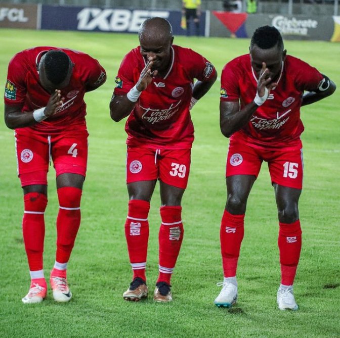 Mzeewajambia's tweet photo. πΉπΏSIMBA SC vs π²π¦ WYDAD CASABLANCA
π©πΏ JS KABYLIE vs πΏπ¦ MAMELODI SUNDOWN
πΉπ³ CR BELOUIZDAD vs π²π¦ RAJA CASABLANCA
πͺπ¬AL AHLY vs πΉπ· ESPERANCE
My prediction #TotalEnergiesCAFCC #QuartelFinal https://t.co/YHdFJLDbQO
