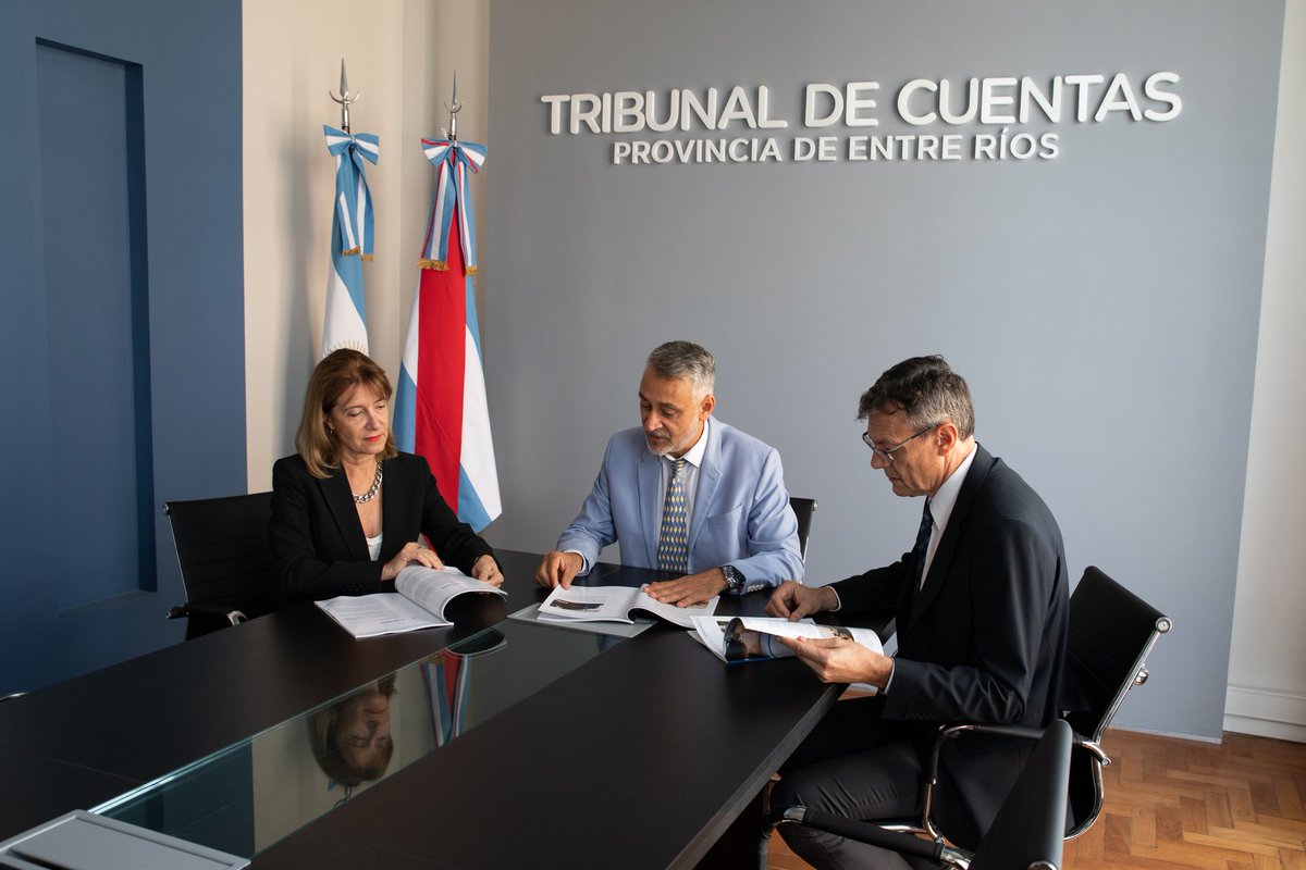 tcentrerios's tweet photo. Cumpliendo con la manda constitucional, entregamos a la Legislatura la Memoria Anual y Rendición de Cuentas 2022. En un año muy valioso como lo fue nuestro 50° aniversario, fortalecemos la convicción de continuar dando a conocer nuestras funciones y acciones a la ciudadanía.⁣ https://t.co/0oPz0JGLfi