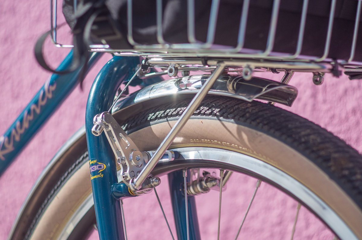 Here's one for #WayBackWednesday ! A Dirt Research Kenai mtb we rebuilt into basketpacker back in 2019. This was a fun build!

velo-orange.blogspot.com/2019/01/bike-b…