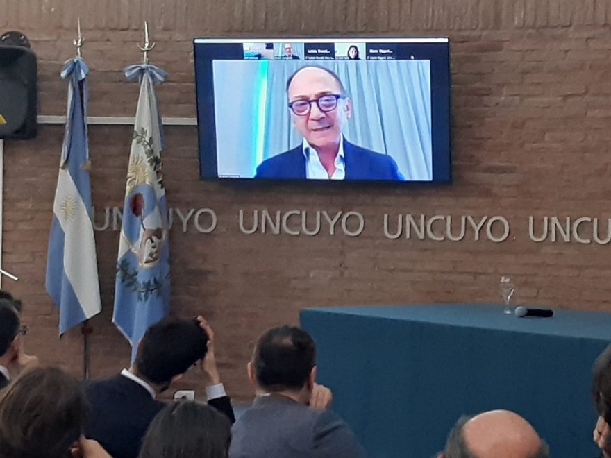 FundEurosur's tweet photo. Kick off Proyecto HEADCET (Higher Education pArtnerships for sustainable local Development through Circular Economy and social innovaTion). Universidad Nacional de Cuyo, Mendoza. 3,4 y 5 de abril de 2023. HEADCET está cofinanciado por la Comisión Europea, Programa ERASMUS+ CBHE https://t.co/CHwzEl20OY