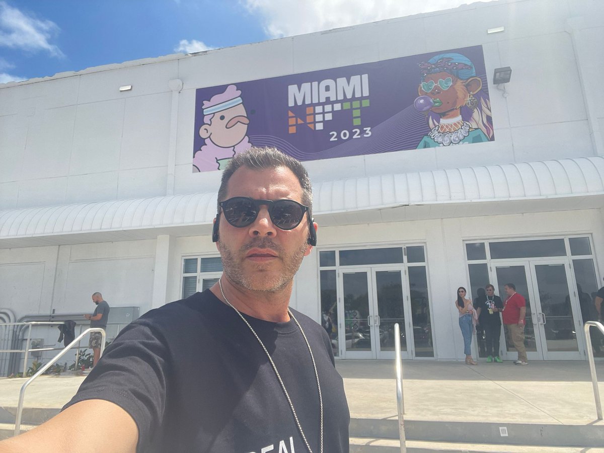 magmarealestate's tweet image. 🎉 #MiamiTechMonth is here and we&apos;re thrilled to be a part of it!

🙌🏼 Our CEO Matthieu Merchadou attended the exciting Miami NFT 2023 event alongside Hrish Lotlikar from SuperWorld, where they connected with other tech leaders and explored the latest in #blockchain and #NFT…