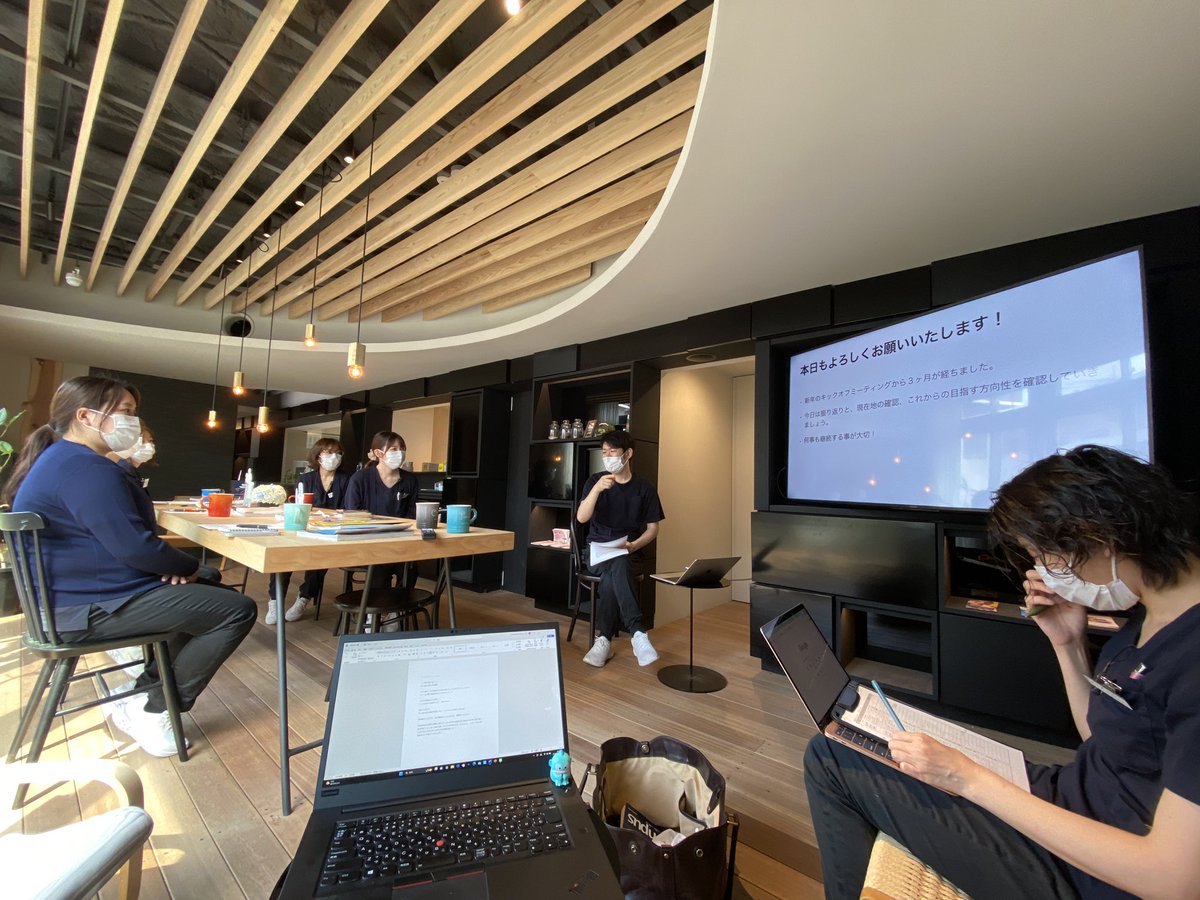 jojikuroiwa's tweet image. 今日は @wdc_hasuda  様で
接客講習🤘
素晴らしいホスピタリティに触れにいらして下さいね。
#歯の健康
#心の健康
#蓮田
#歯科医院