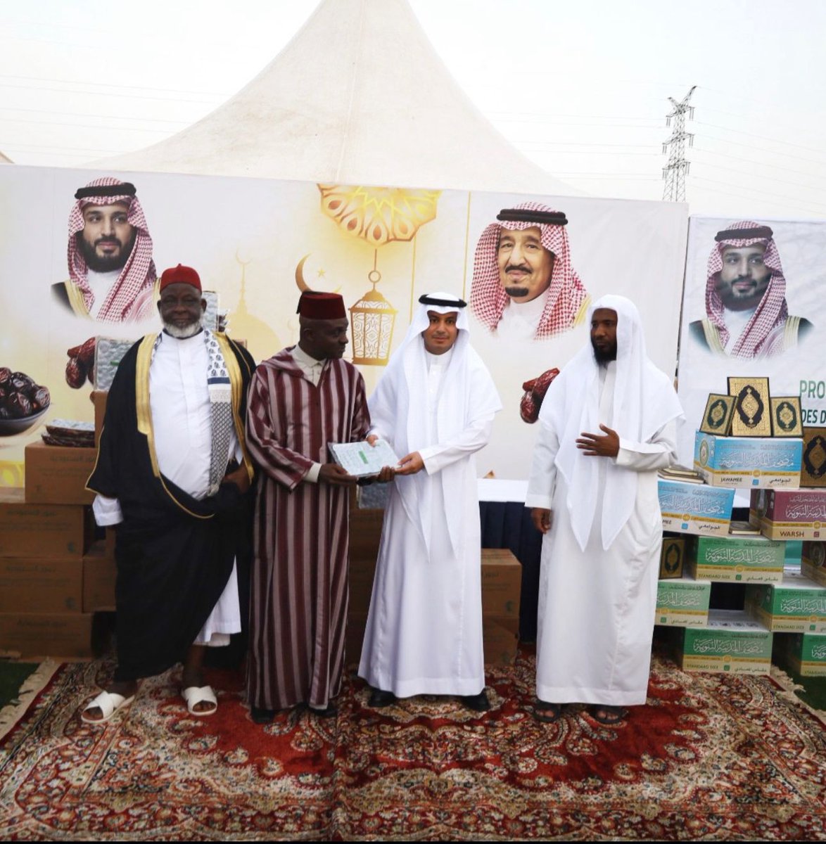 KSAembassyCon's tweet photo. SE Dr Fahad Eid ALRSHIDY, Ambassadeur du Royaume d’Arabie Saoudite en Guinée @falrashidy52b, a lancé le Programme du Serviteur des Deux Saintes Mosquées, https://t.co/Wiev3lp49v
