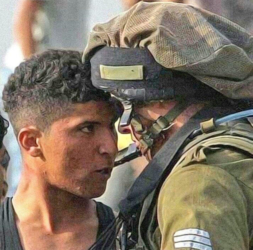 Aksa_07_10's tweet photo. Bir gün hepimiz ama hepimiz kökten, tabandan esaslı bir biçimde bir kez öfkelensek bu iş bitecek!

| Nuri Pakdil

#Kudüs https://t.co/YNZwD4axXH