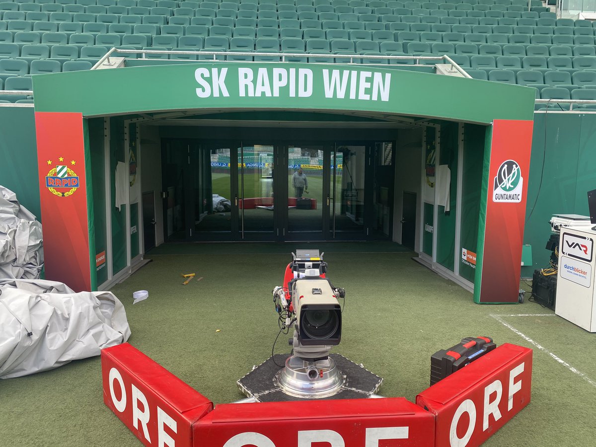 skrapid's tweet photo. Die Vorbereitungen auf den #oefcup Schlager gegen die @svried1912 laufen 

#skrapid #SCR2023 #GlaubeWilleMut https://t.co/S4yKzmEzmA