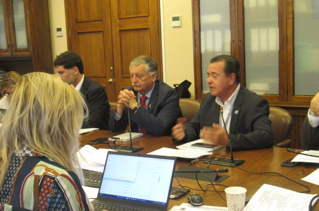 AChMChile's tweet photo. 🔵 El VicePdte de la Comisión de Desarrollo Social, @KrauseAlcalde de @munilosangeles, expuso en la Comisión de Economía de la @Camara_cl, sobre el proyecto de ley que regula la instalación y el funcionamiento de los juegos inflables infantiles y otros afines. https://t.co/Jxi5nR0Bzh