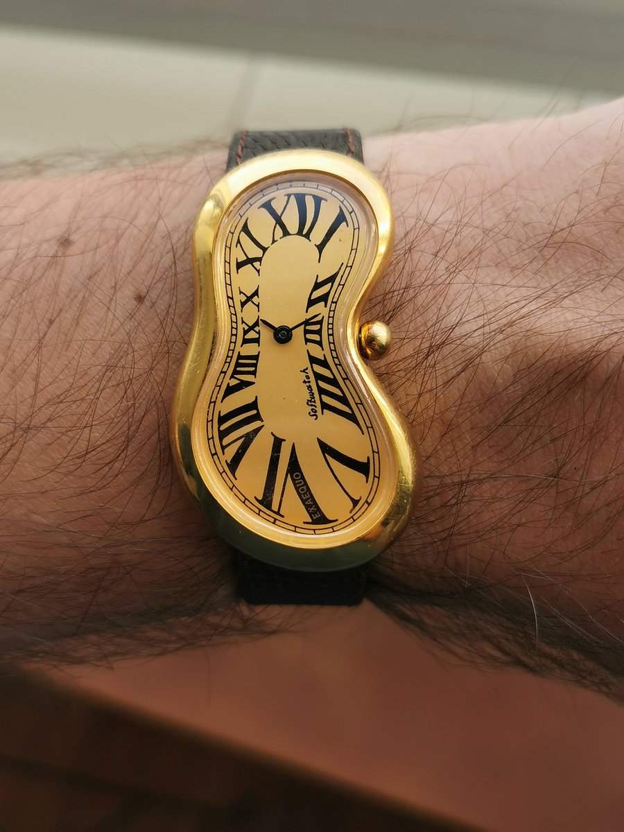 BelleMecanique_'s tweet photo. Je me sépare de ma #Softwatch by Exaequo ✨
Modèle grande taille cadran chiffres romain avec signature de la marque
Bel état en dehors de quelques pocs sur les flancs. Pile neuve.
Boucle d'origine, cuir d'origine blanc + cuir de lézard neuf
➡️ 750€ fdpi ou remise sur Paris https://t.co/pCyD1zK2oX