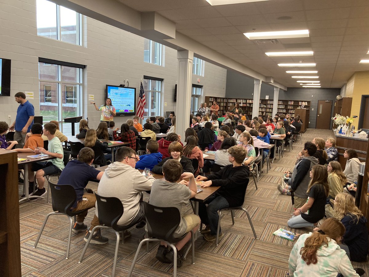 LFMS_Library's tweet image. We love everyone in our library! 6th grade math took over our library today with a jellybean hunt TN iReady review focus on ratios and percentages!