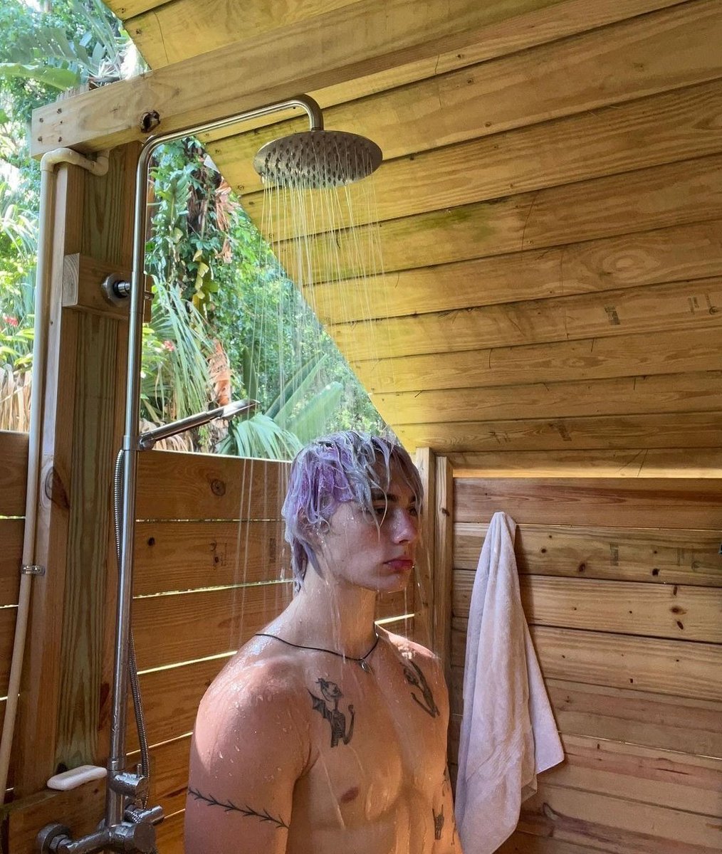 yo también sé.

                    𝑓𝑟𝑎𝑠𝑒 𝑖𝑛𝑠𝑝𝑖𝑟𝑎𝑑𝑜𝑟𝑎.
          # seductivewednesday