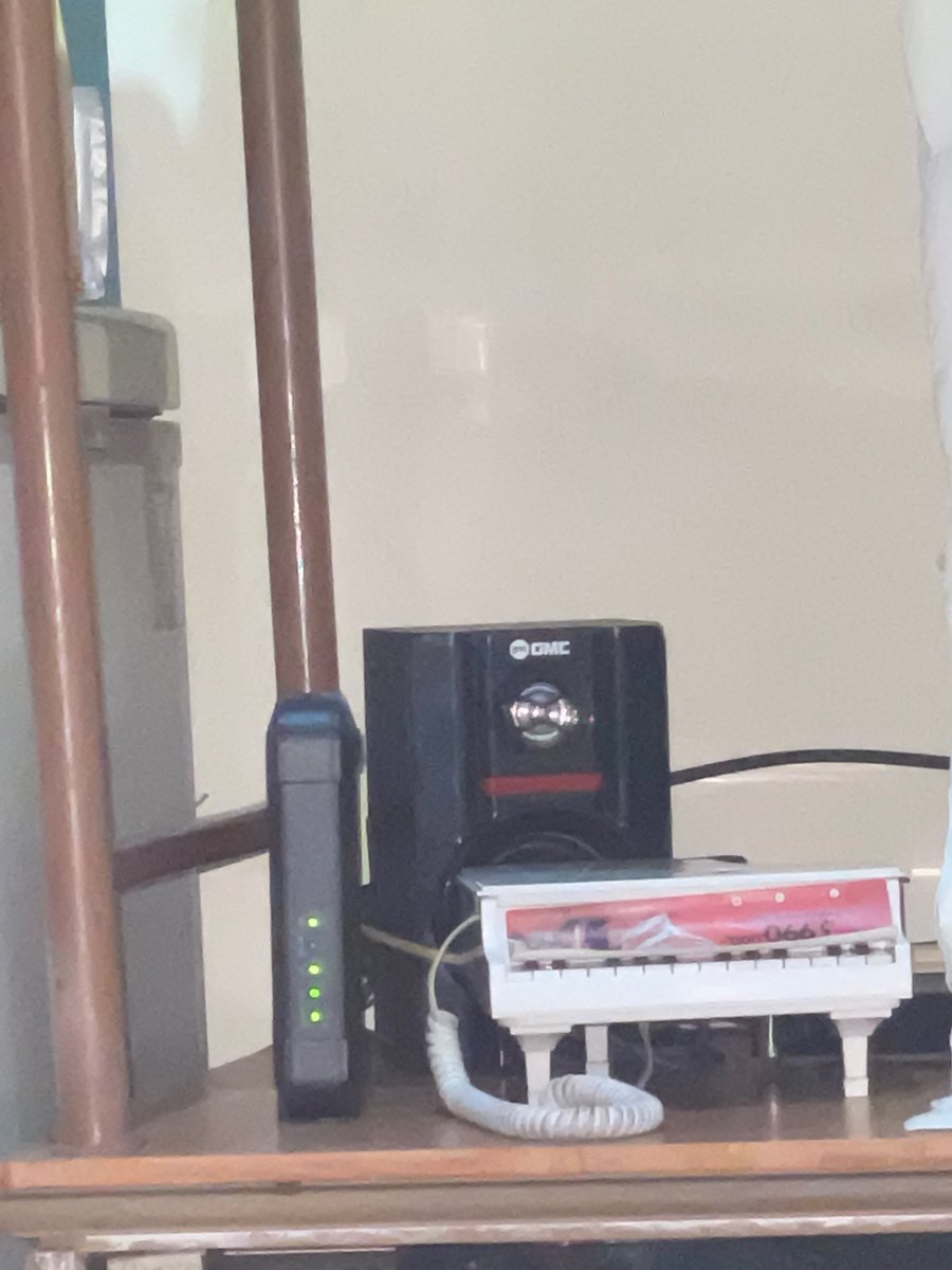 DianS_becool's tweet photo. @FirstMediaCares Hadeh uda dipanggil teknisi tetep aja begini. Bayar sia sia. https://t.co/3Q96lba0T2