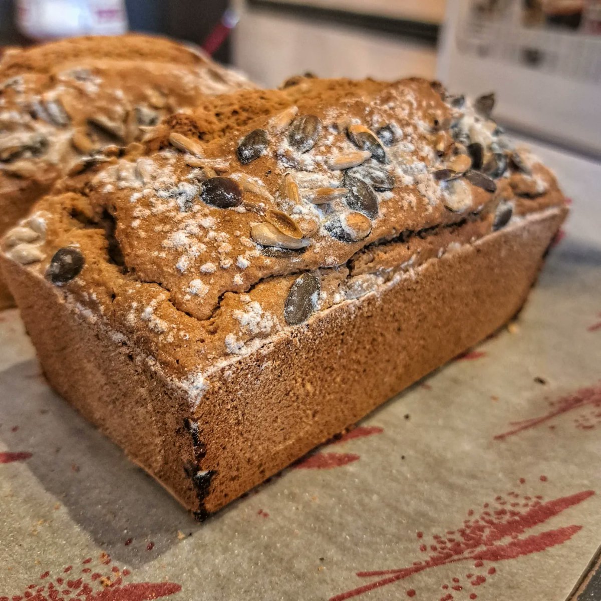 FlourlessBaker's tweet photo. Happy to introduce you this lovely  Flourless Almond &amp; Soda 🍞 🥪 🥖 
Will be available @MerrionTree 
#handmade #homemade #WednesdayMotivation https://t.co/xgfQ96L7Jl
