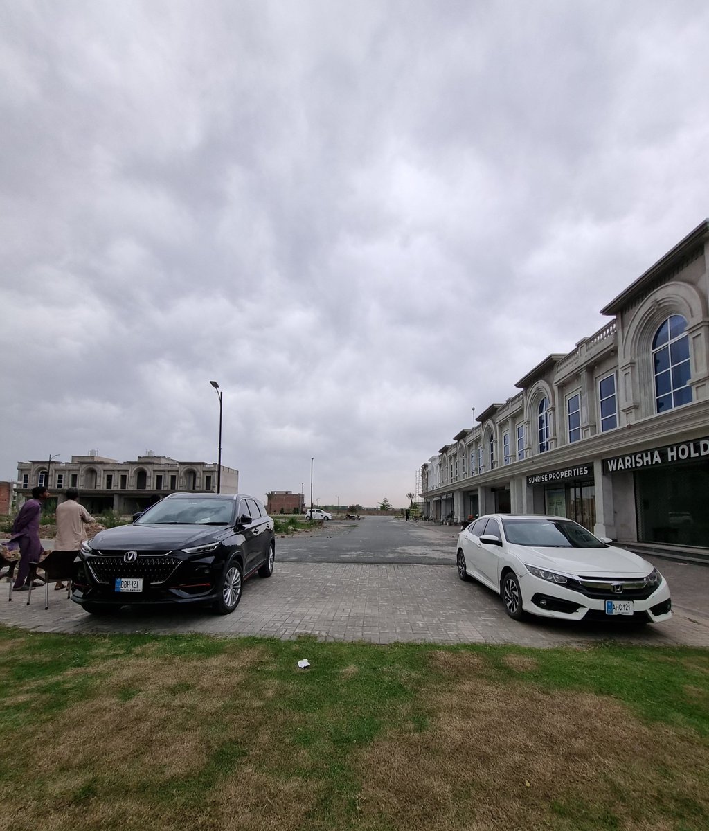 Iftikharrn's tweet image. #Mausam #Rain
 Soorat e haal a while ago

#WideView