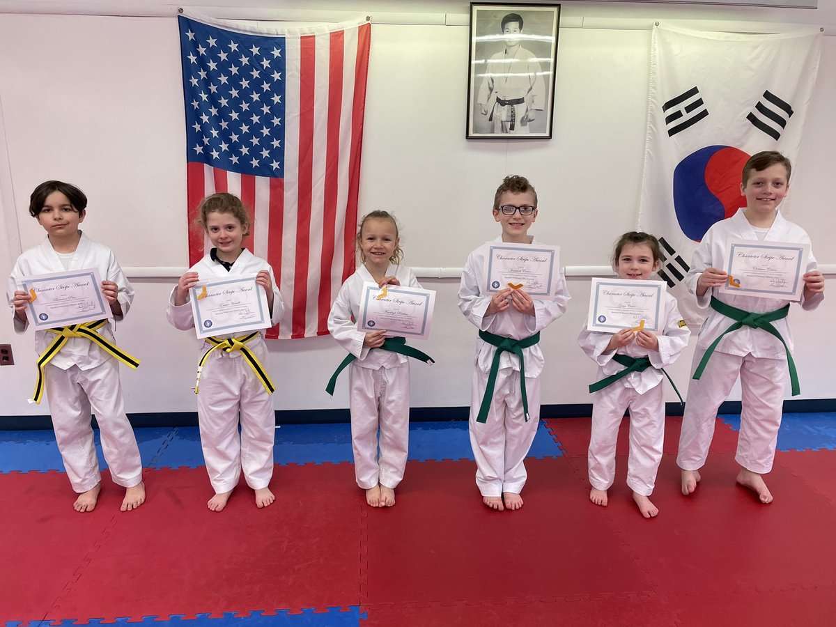 WiestTaeKwonDo's tweet photo. Congratulations to these great kids for completing last cycle’s character strip requirements, to earn their chevron. #tkdstrong #tkdisgreatforkids #respect #kidfocus https://t.co/mi1JjwDi2s