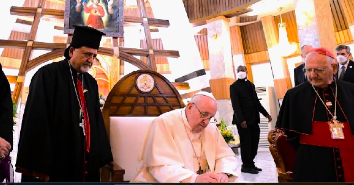catholicnews1's tweet photo. #Pope Francis Issues New Motu Proprio which Revises the Penal Law of the #EasternRite Churches
https://t.co/qXq9h5wcMN https://t.co/Wky6XphMgG