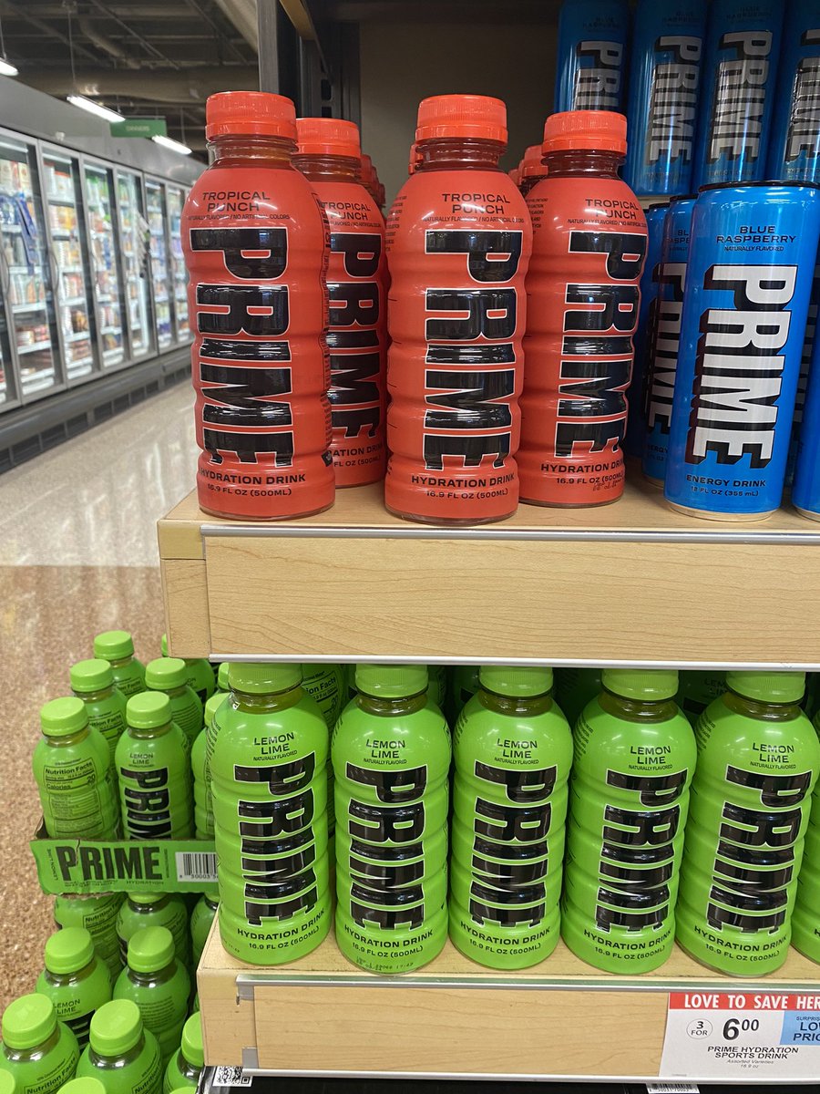 bendix's tweet photo. @P1radio Jeg er netop kommet hjem fra USA og der sælger de PRIME til en helt ande pris end det billede I tegnede her til eftermiddag. 3 for 6 dollar i det lokale supermarked. https://t.co/ONgf5LuzG4
