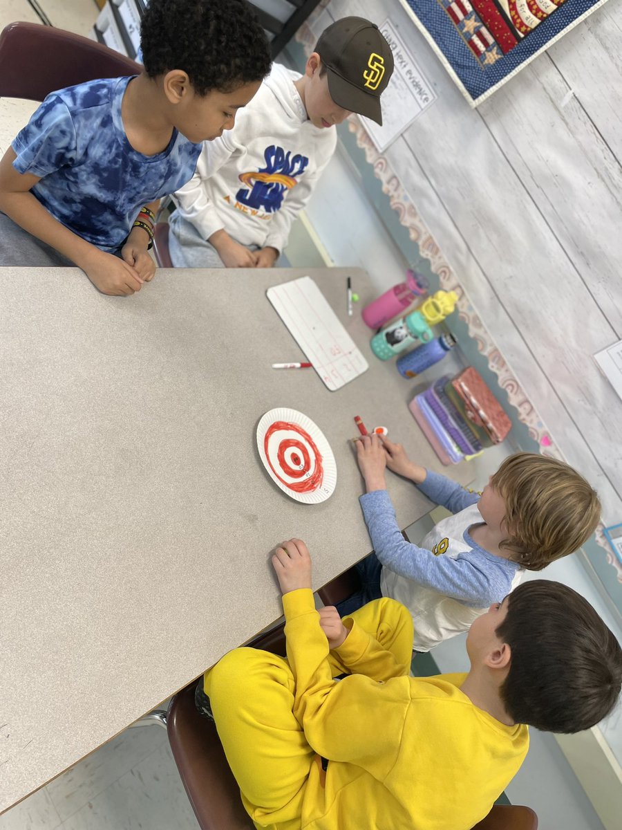 Science, math, and teamwork with our 1st grade buddies 🤍