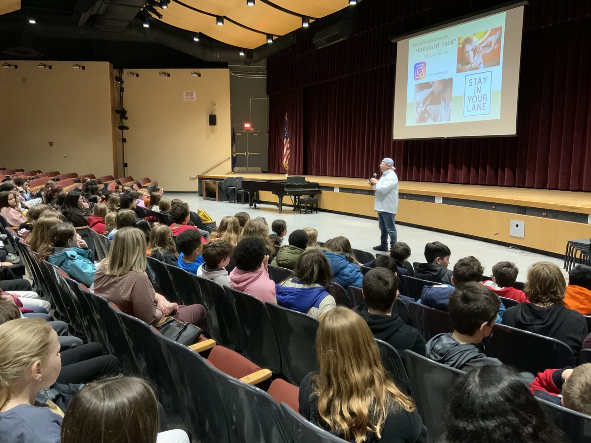 All Draper students participated today in powerful presentations on the dangers of vaping and illicit substance use from Michael DeLeon and @SteeredStraight.  Parent presentation tonight at 6pm, HS Aud.  All Mohon parents welcome! @MohonCSD