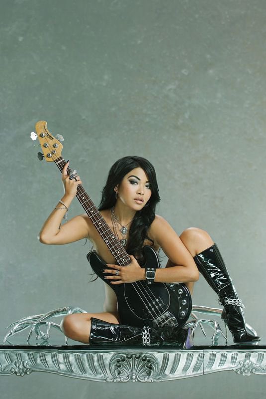 Happy Birthday to Mariqueen Maandig, born on this day in 1981 in the Philippines.   