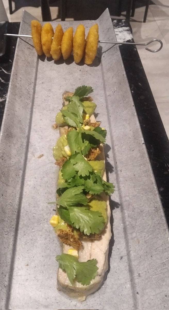 Arepas de papas, costillas y millo en <a href="/CUERNOCABRA_GC/">CUERNOCABRA</a> ¡Riquísimo!