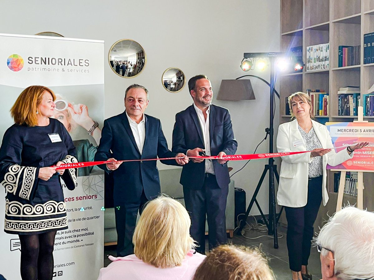 senioriales's tweet photo. Pour inaugurer notre résidence @SenPourrieres comme il se doit : le ruban symbolique a été coupé ! ✂️ https://t.co/0pswq75EqL