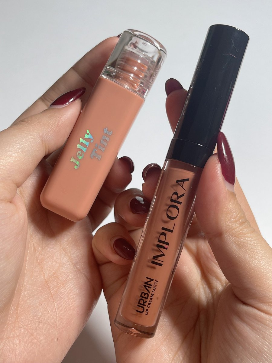 orchidpoison's tweet photo. disini ada yang suka nge-ombre lip cream &amp; lip tint tapi suka gagal ngeblock kaya orang sariawan? aku mau kasih tips tutorialnya disini

kalian bisa baca &amp; save thread ini untuk tutorial ombre lips anti gagal ngeblock, pakai lip product 20ribuan ♡ https://t.co/88WSICeZPP