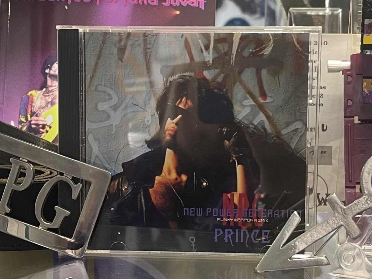 GlamSlamEscape's tweet photo. BACK IN STOCK Japan New Power Generation - Funky Weapon Remix 9 track CD 💜 A MUST HAVE for every #Prince collection
https://t.co/xDXshPQz4Z*
#Prince #Prince4Ever #PrinceRogersNelson #TheNewPowerGeneration #NG4Life https://t.co/2vc49AD1pU