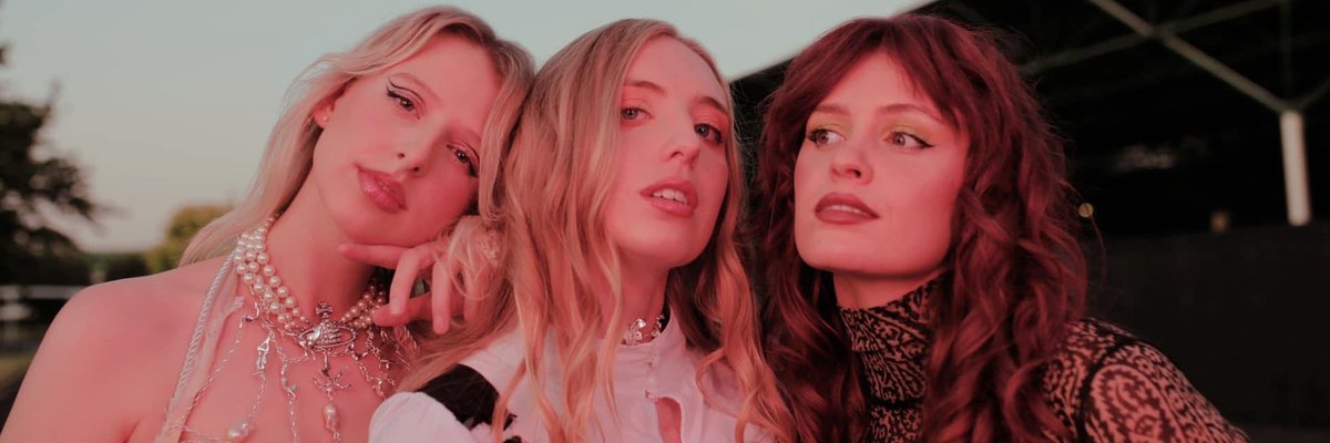 Blusher from Melbourne - Read more on FNX Network - fnx.network/blusher-from-m…

#Music #AustralianMusic #VictoriaMusic #FemaleArtists