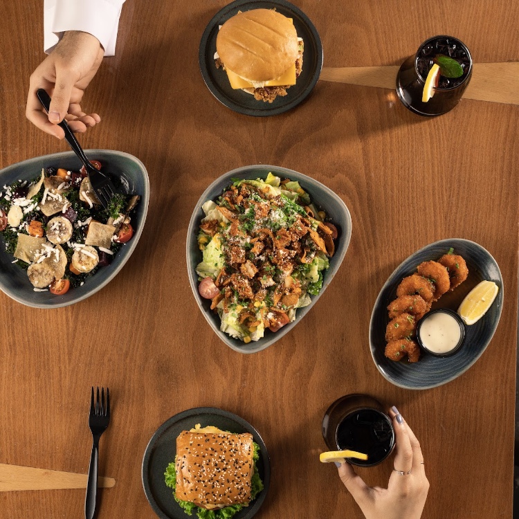 2EAT_SA's tweet image. خیارك المفضل للفطور و السحور 😍
#تو_إيت 
#2eat