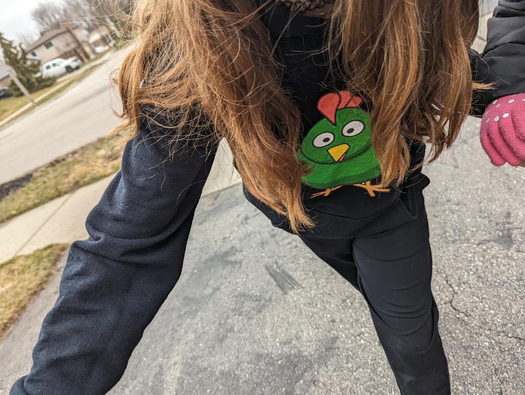npantelakis's tweet photo. Green Chicken in the wild! @DoombergT https://t.co/aGht25hvP5