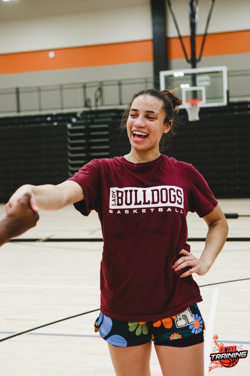 amiahsimmons03's tweet photo. All in. @detail_training @bposports https://t.co/qjaO4mBnW9