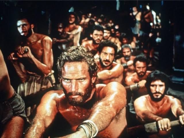 marincine's tweet photo. Hace 15 años murió, a los 84 años,  el emblemático Charlton Heston, de magnética personalidad, la figura más taquillera en los 60,  Estelarizó Ben Hur, El Planeta de los Simios, Cuando el Destino nos Alcance, Terremoto. Interpretó a Moisés, El Cid, Miguel Ángel y Marco Antonio. https://t.co/vSBLIlo8aH