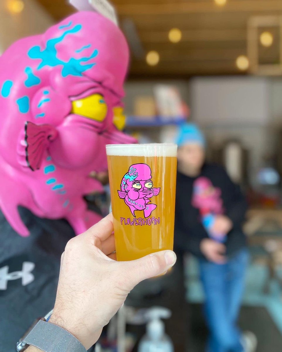 Easter Bank Holiday Weekend!
The sun is out which means our beer garden will be open all weekend (including Sunday). 
🍫New Beer Launch
🐶Dog Friendly
🧀Street Food
We’re Open:
Fri 3pm-11pm with <a href="/Mr_Croquewich/">Mr Croquewich</a> 
Sat 12pm-11pm with <a href="/Mr_Croquewich/">Mr Croquewich</a> 
Sun 12pm-10pm with @SLIZZA_PIZZA