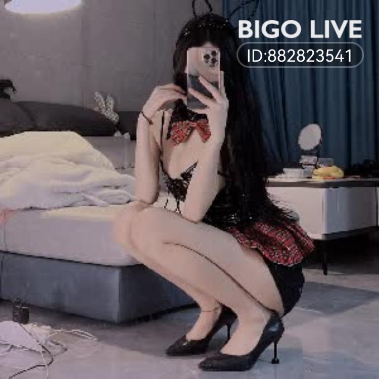 RexL83568221's tweet photo. Come and see 𝕋ӄ°゜俨然（6号晚九点官P） streaming live on #BIGOLIVE and make new friends!  https://t.co/gI3T8VC1Ep https://t.co/ORx2g4tQUb